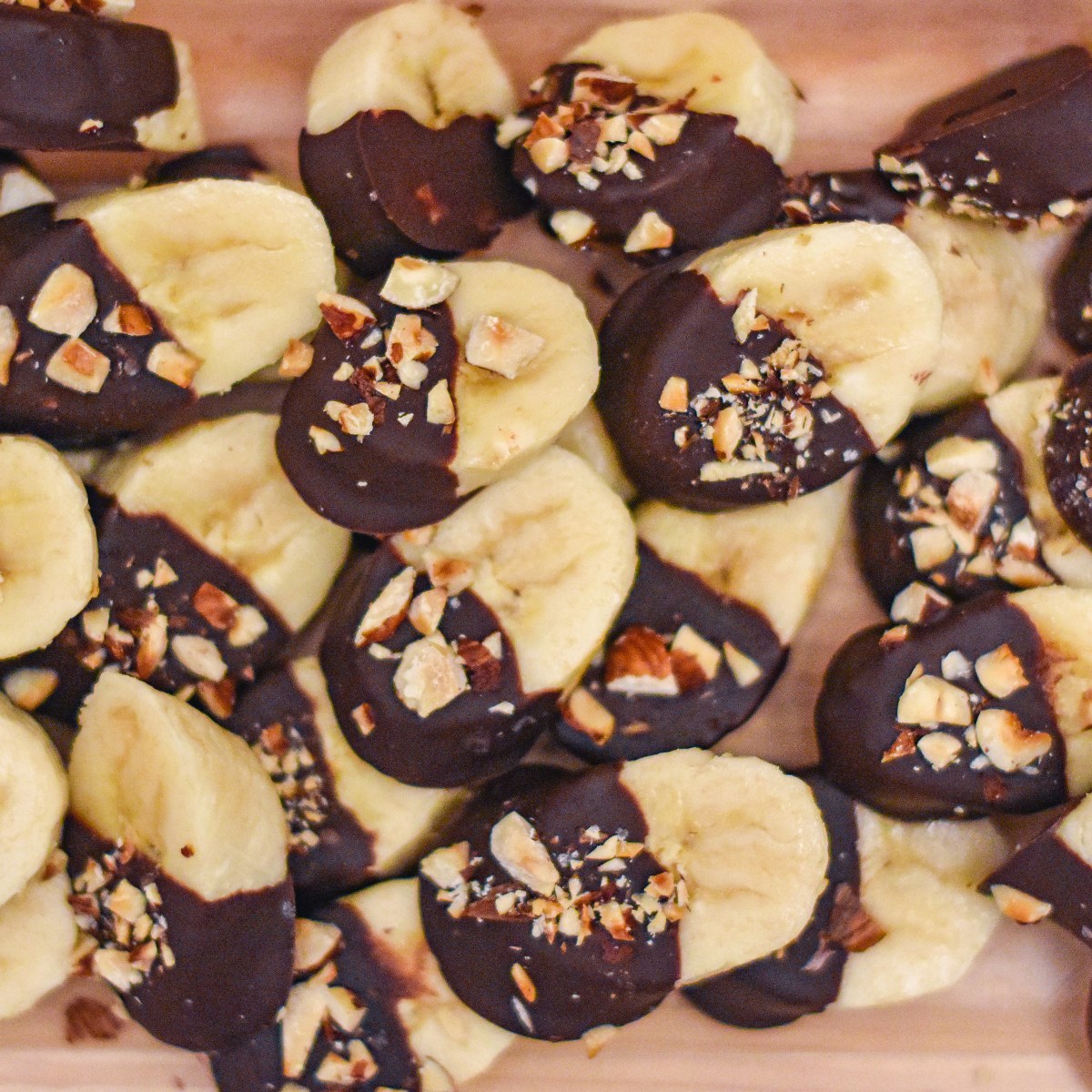 SALTED DARK CHOCOLATE HAZELNUT BANANA&nbsp;BITES