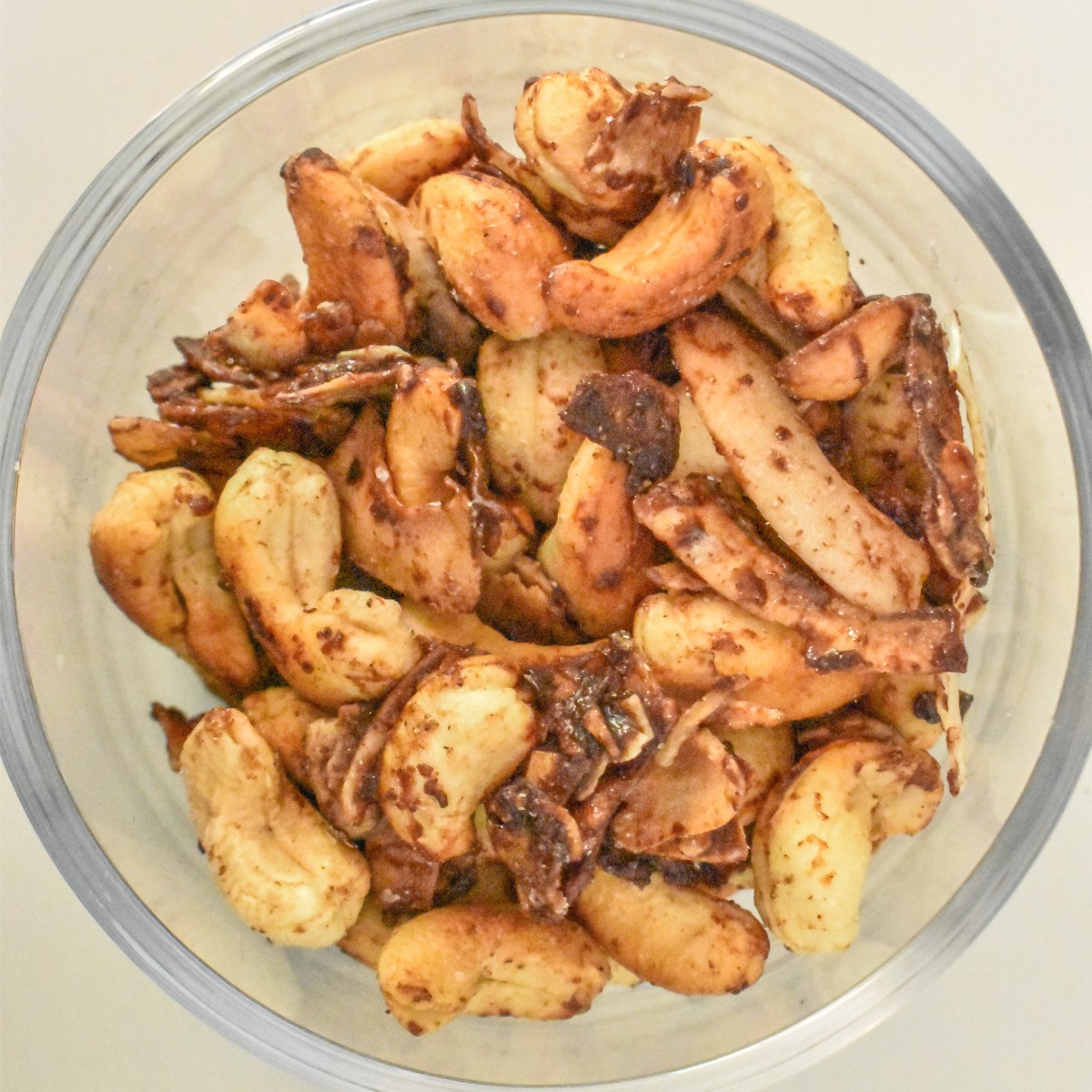 COCONUT CINNAMON CASHEWS