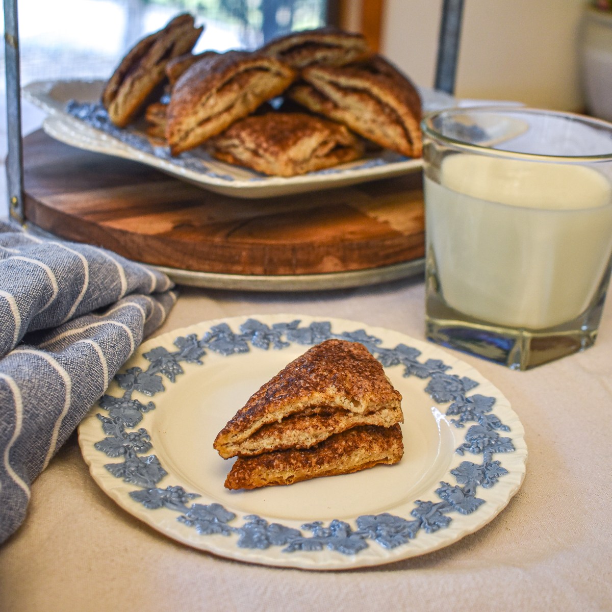 CINNAMON SUGAR SCONES
