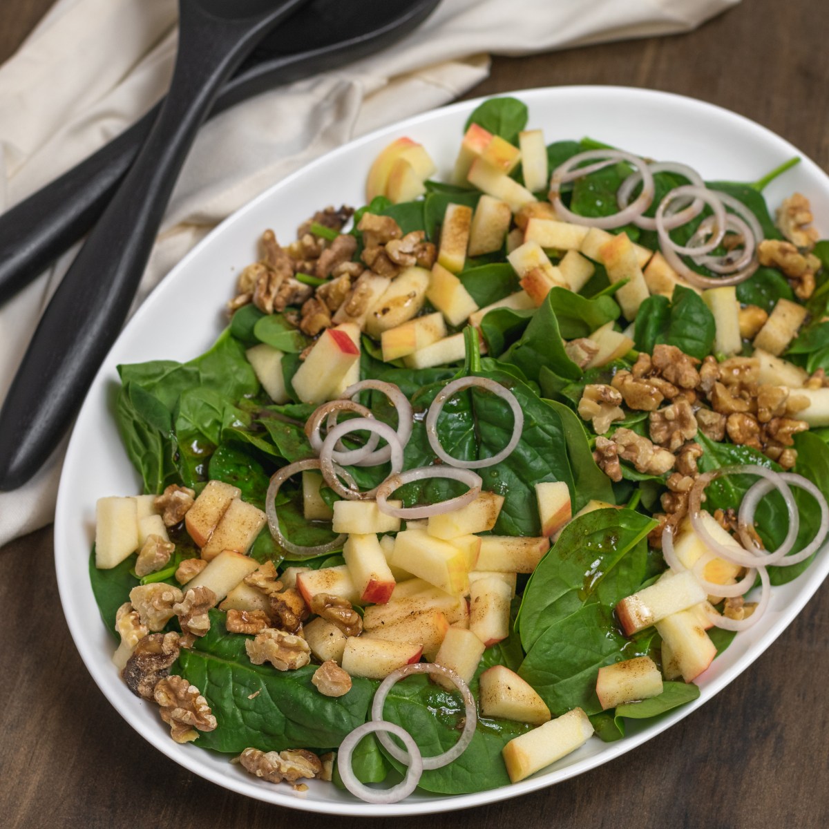 APPLE + WALNUT SALAD with CINNAMON MAPLE&nbsp;DRESSING