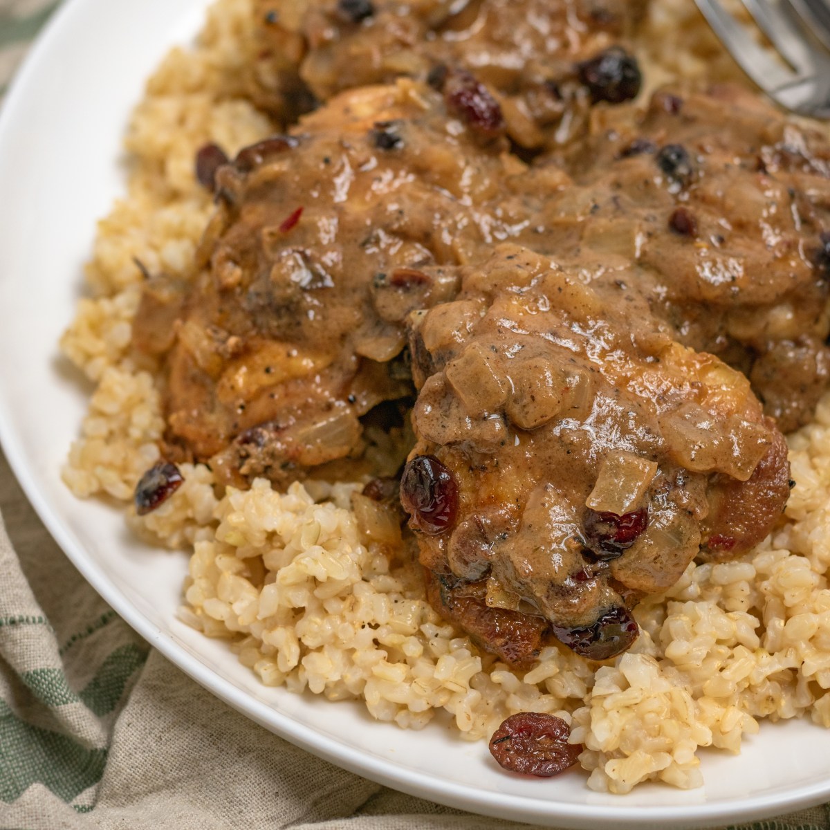 CRANBERRY DIJON CHICKEN&nbsp;THIGHS
