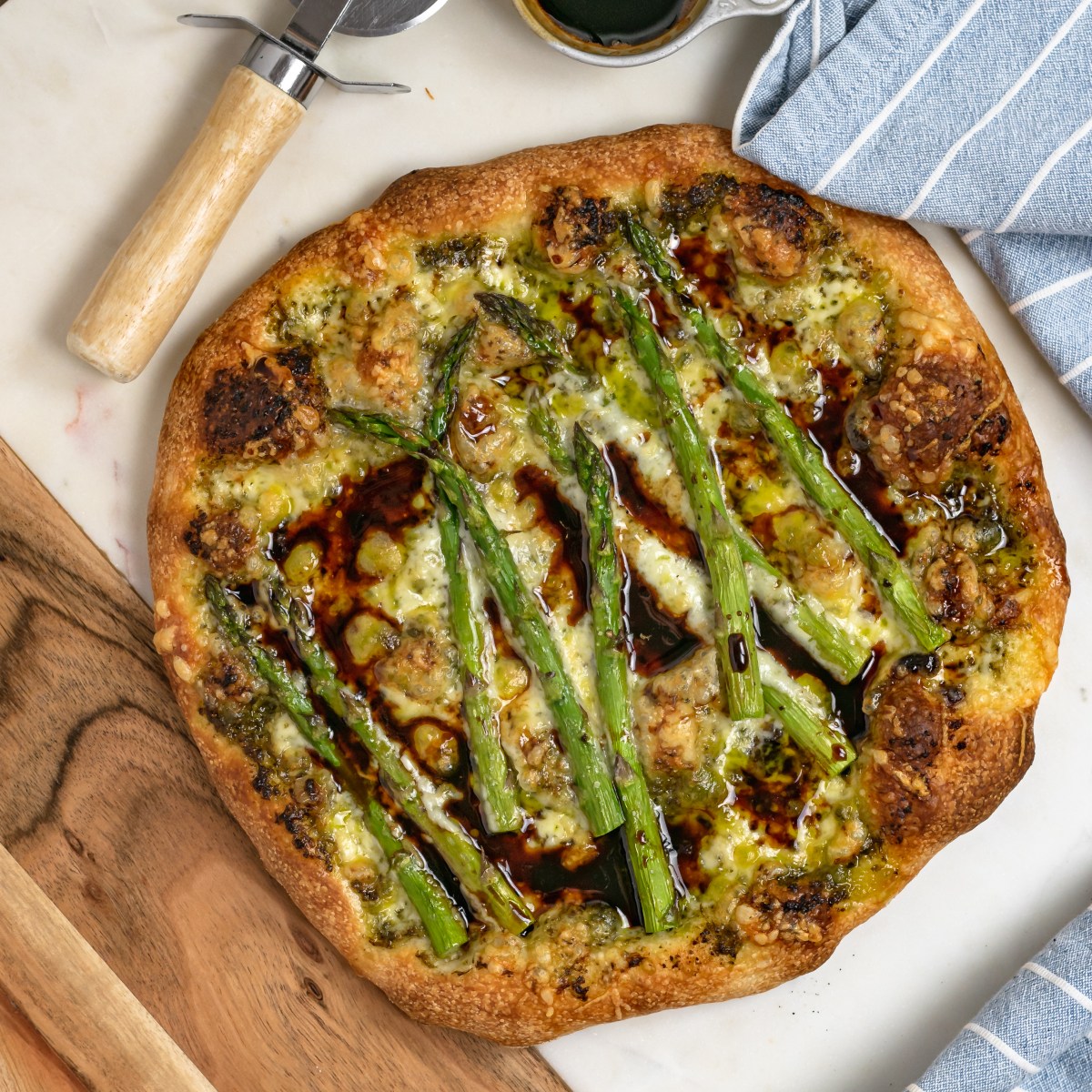 ASPARAGUS PESTO PIZZA with BALSAMIC&nbsp;GLAZE
