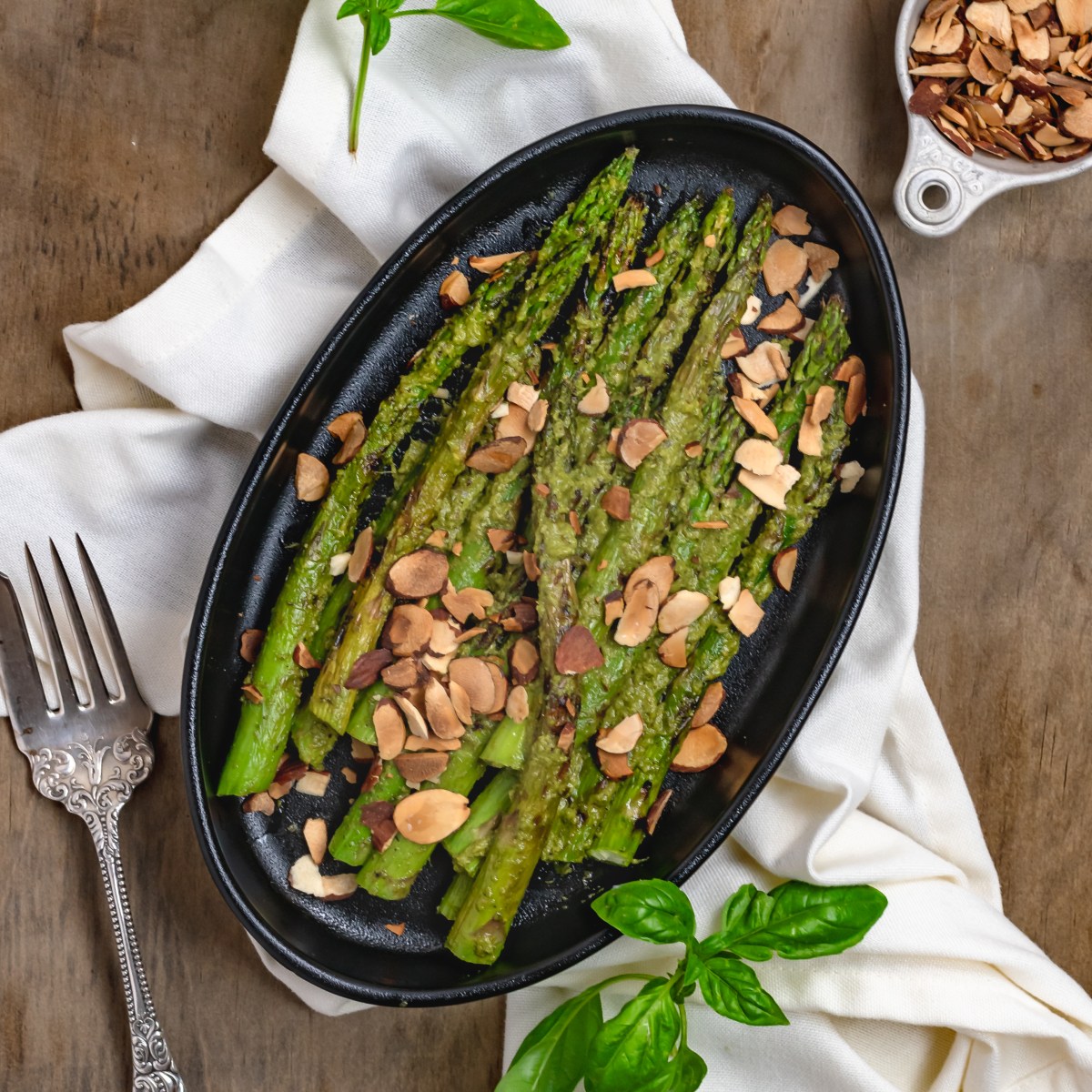 GRILLED PESTO ASPARAGUS with TOASTED&nbsp;ALMONDS