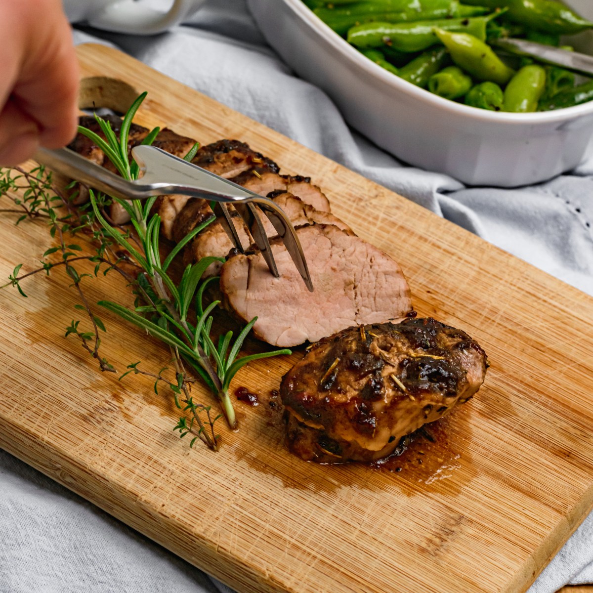 CRANBERRY BALSAMIC PORK&nbsp;TENDERLOIN