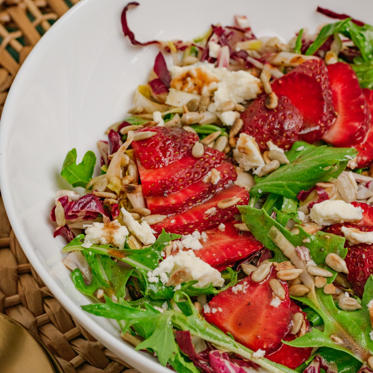 STRAWBERRY TRICOLORE SALAD